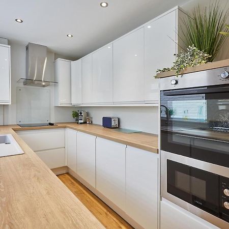 Host & Stay - Ebb Tide Whitby Ngoại thất bức ảnh