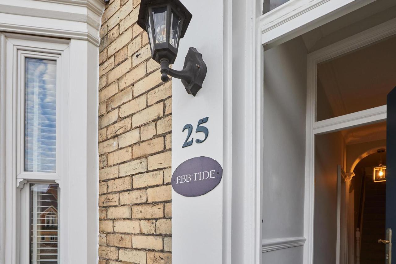 Host & Stay - Ebb Tide Whitby Ngoại thất bức ảnh
